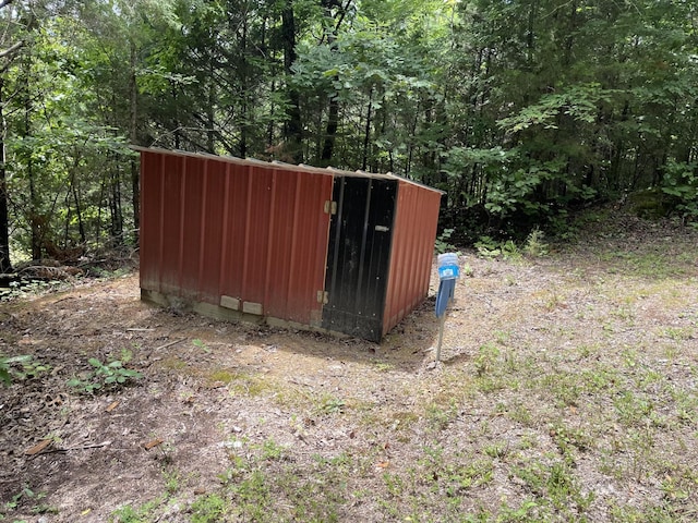 view of outdoor structure