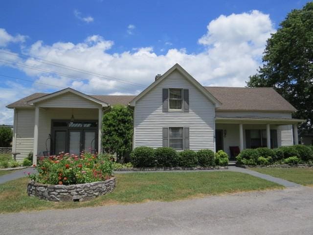 view of front of house