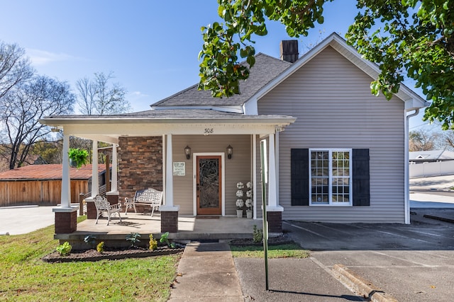 view of front of house with a porch