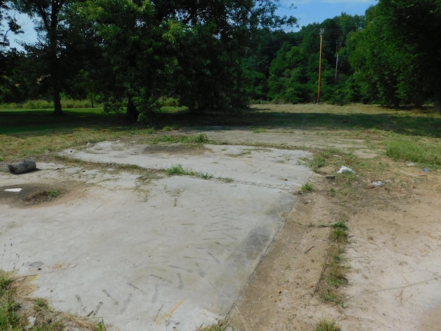 312 N Maple Ave, Waverly, TN 37185