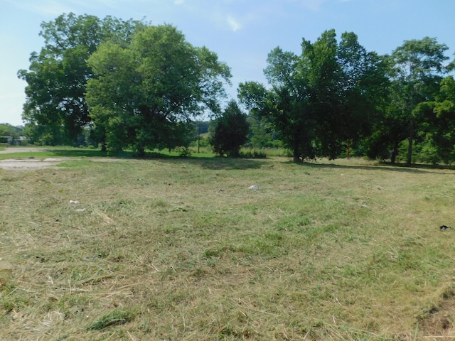 312 N Maple Ave, Waverly, TN 37185