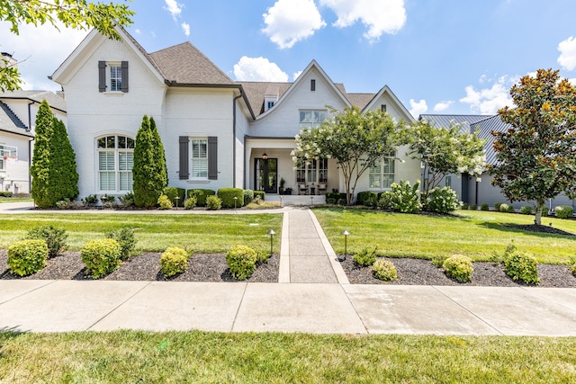 view of front of house with a front yard