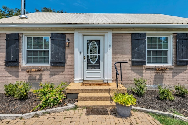 view of property entrance