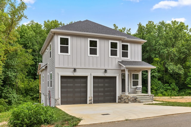 view of front of property featuring a garage