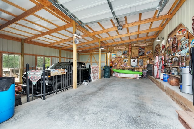 garage featuring ceiling fan