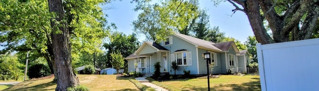 view of front of house with a front yard