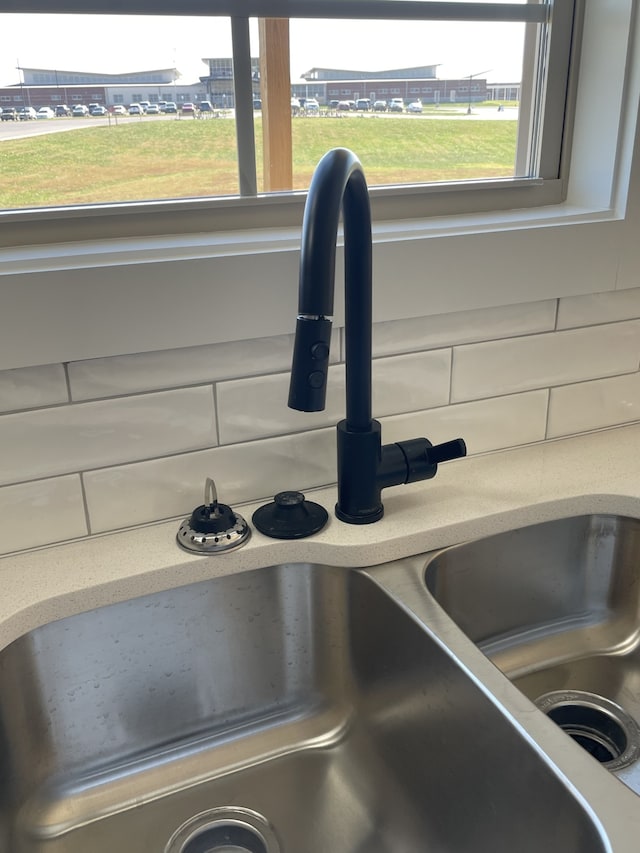 room details featuring sink