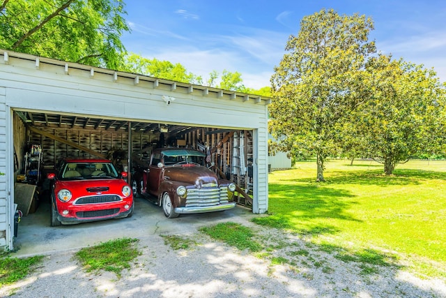 exterior space featuring a yard