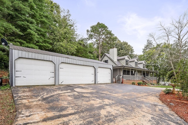 view of front of home featuring covered porch