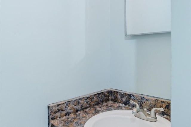 bathroom featuring sink