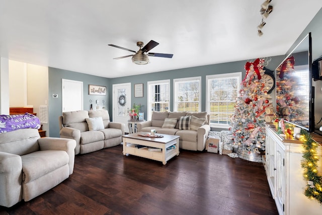 300 Scenic Dr, Shelbyville, TN 37160