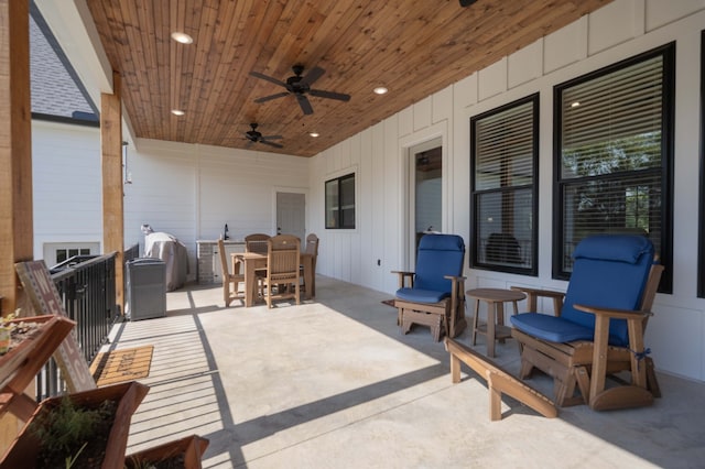 view of patio with ceiling fan