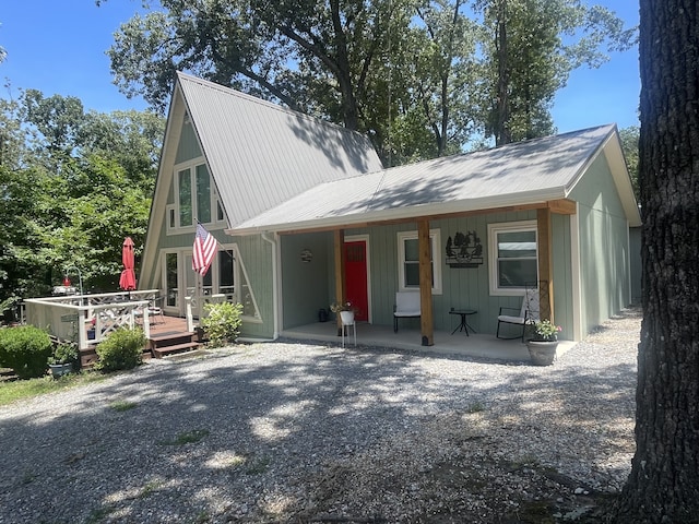 view of front of house with covered porch