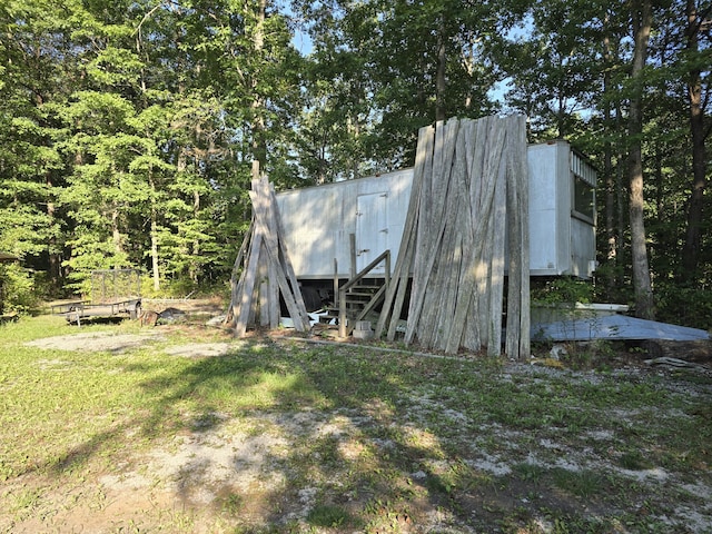 view of outbuilding