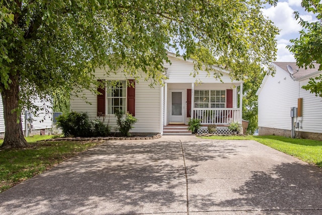 view of front of home featuring covered porch