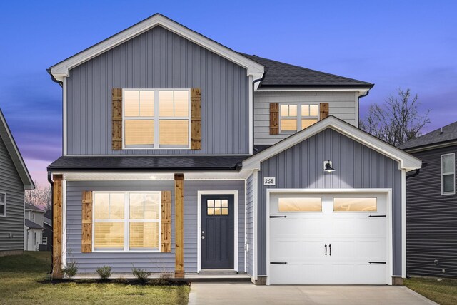 view of front facade featuring a garage