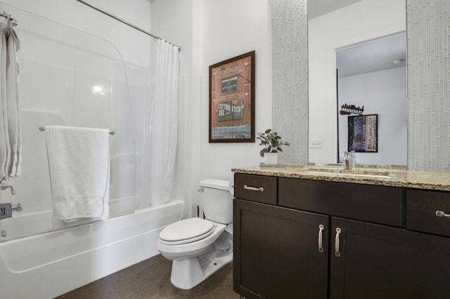 full bathroom with shower / tub combo with curtain, vanity, and toilet