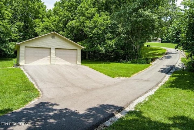 view of detached garage