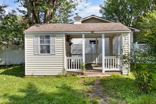 exterior space featuring a lawn