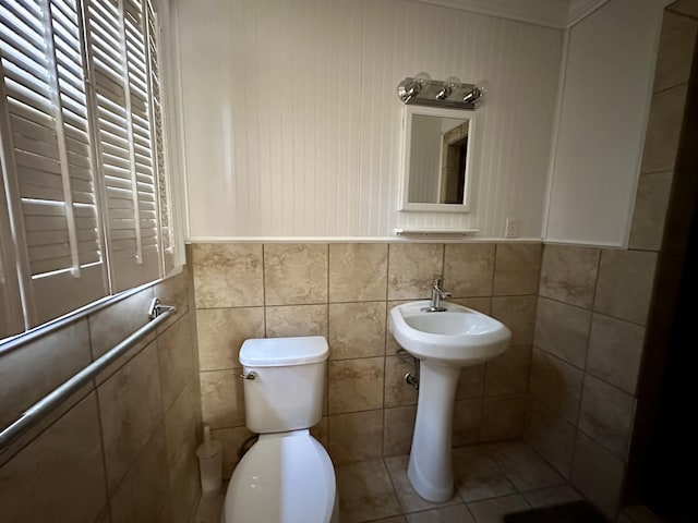 1716 Keller Ave, Pulaski, TN 38478 - half bath with toilet and tile walls
