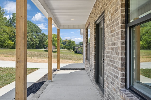 view of patio / terrace with covered porch