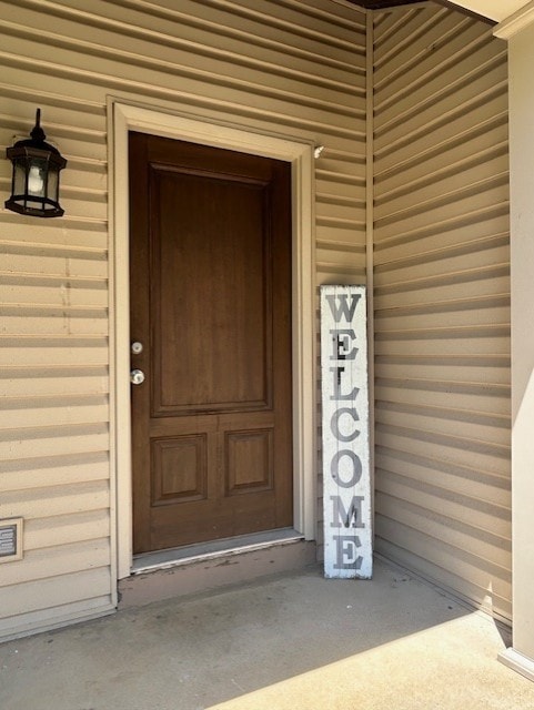 view of entrance to property