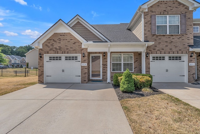 view of front of property with a front lawn