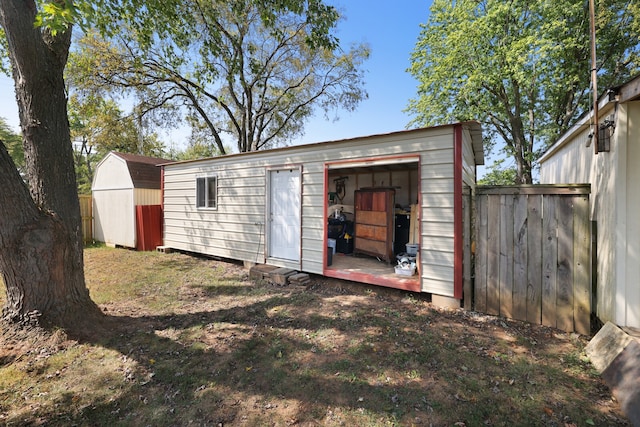 view of outbuilding