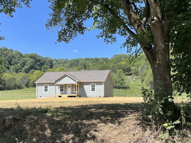 ranch-style house with a front yard