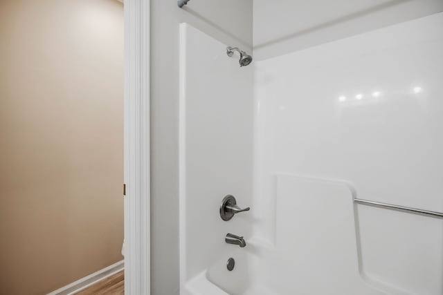 bathroom featuring shower / tub combination