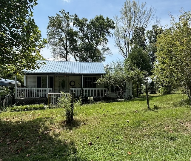 view of yard featuring a porch