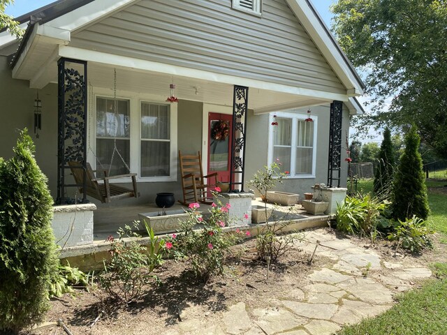 view of front of house with a porch