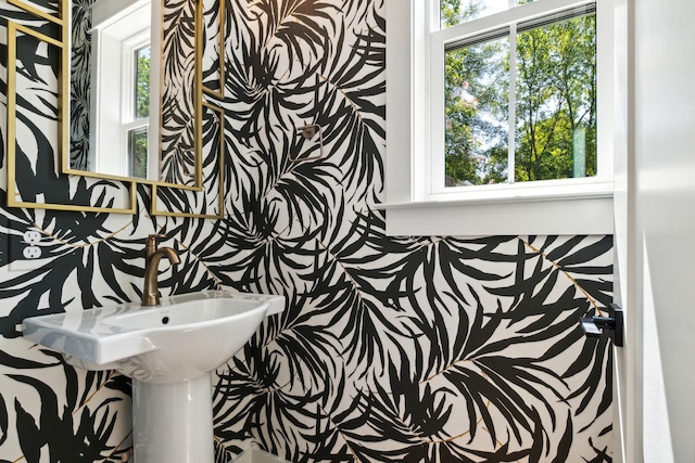 bathroom with a healthy amount of sunlight