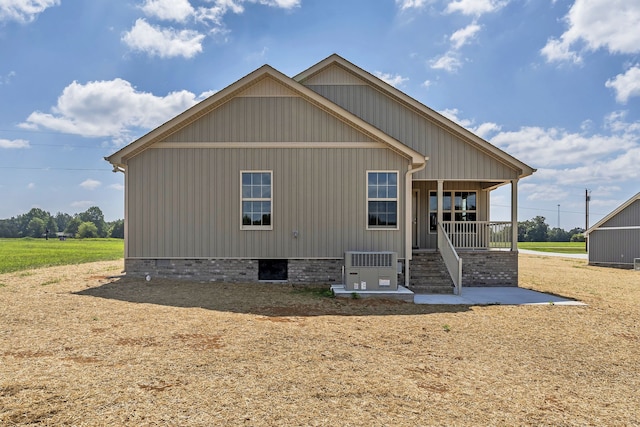 exterior space featuring a porch