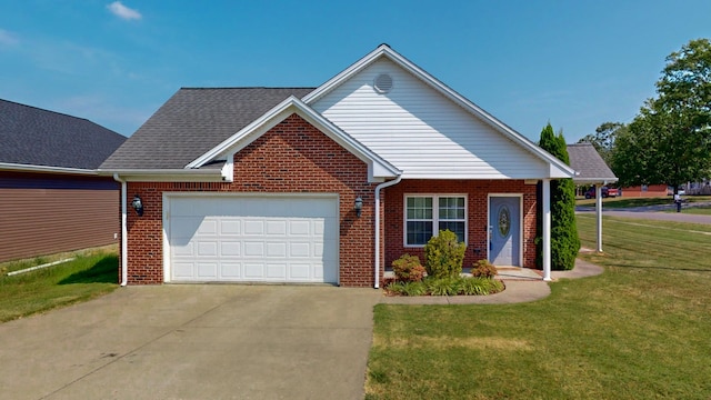 view of front of home featuring a front lawn and a garage