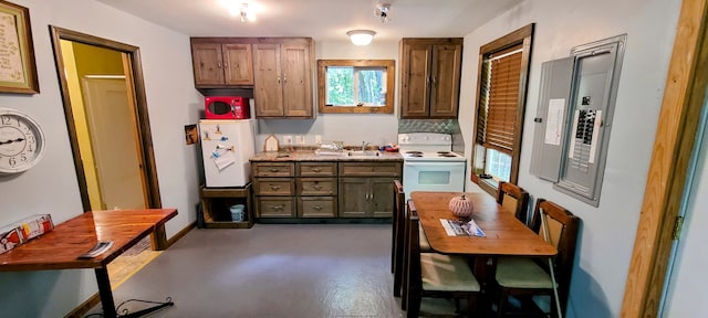 kitchen featuring backsplash