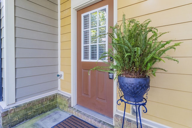 view of property entrance