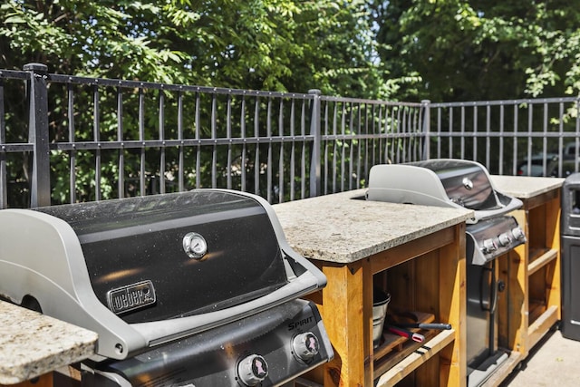 610 21st Ave N Unit 101, Nashville, TN 37203 - view of patio / terrace with area for grilling