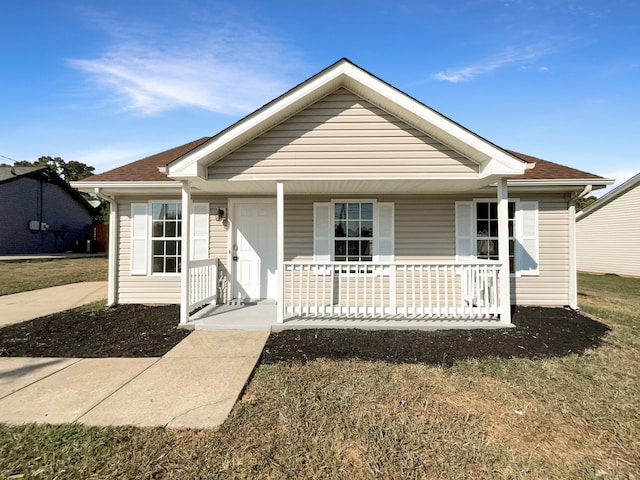 view of front facade with covered porch