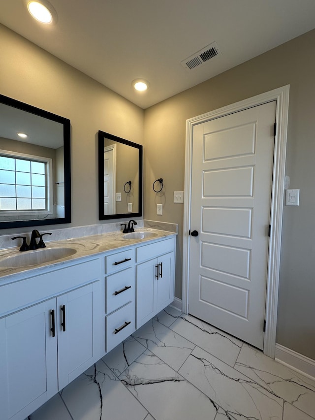 bathroom with vanity