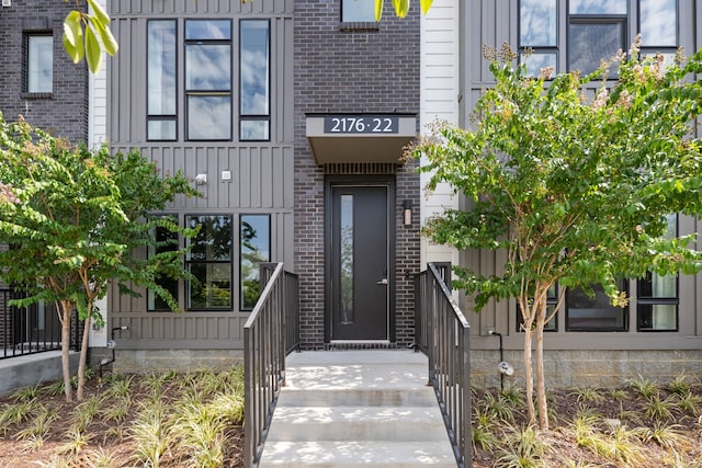 view of entrance to property