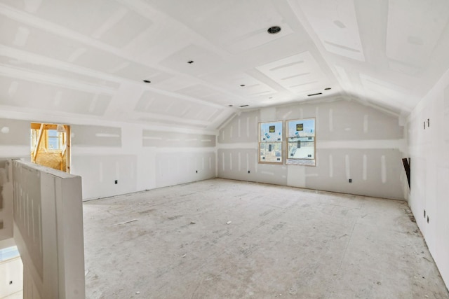 214 38th Ave N, Nashville, TN 37209 - bonus room featuring lofted ceiling