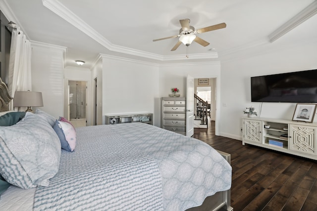 bedroom featuring ceiling fan, dark hardwood / wood-style floors, and crown molding