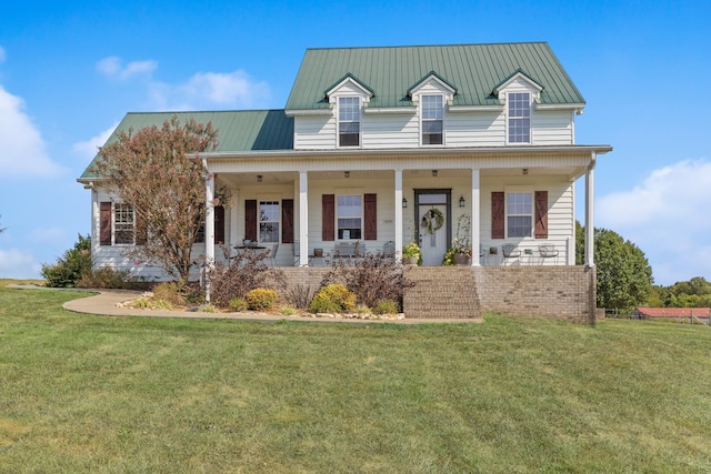 view of front facade featuring a front yard and a porch