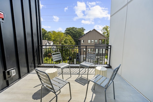 balcony with heating unit