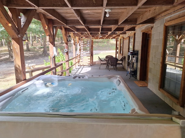 450 Pinson Ln, Big Sandy, TN 38221 - exterior space with a hot tub