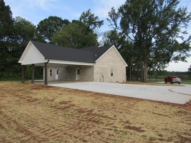 view of home's exterior