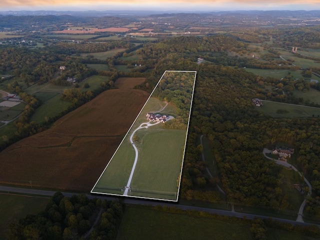 view of aerial view at dusk