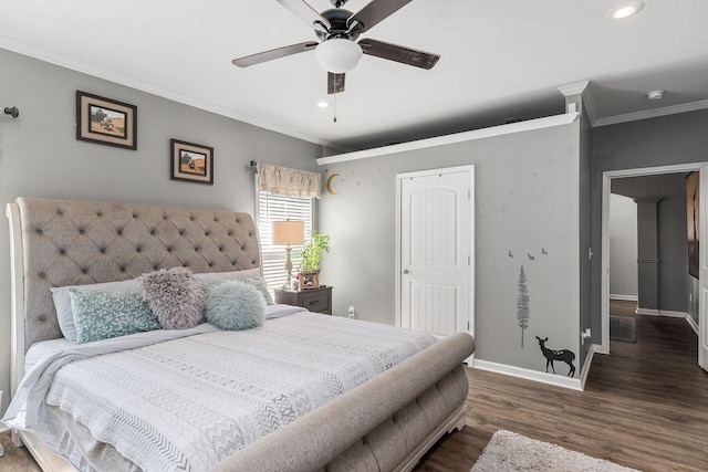 bedroom featuring crown molding, recessed lighting, wood finished floors, and baseboards
