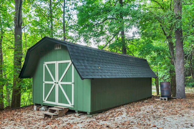 view of outdoor structure